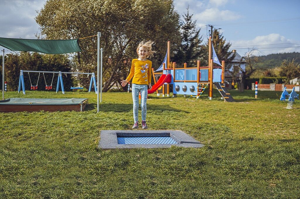 Inground-Trampolin TR-C140-B - blau | SPIELPLATZE-BONITA.de